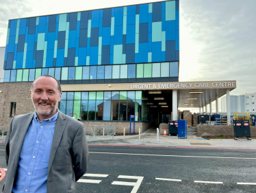 Eddie outside the Urgent and Emergency Care Centre 